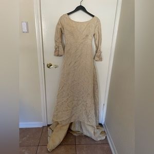 Vintage 1950s or 1960s Cream Wedding Dress